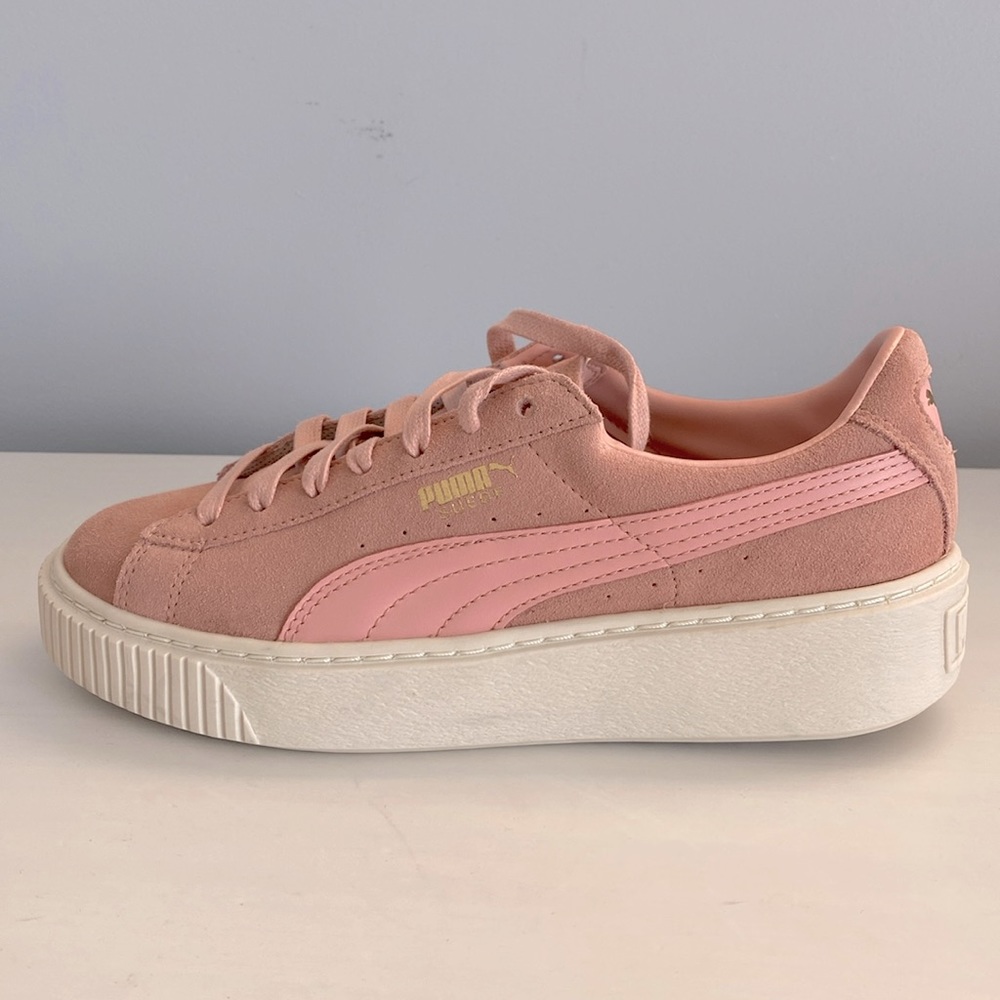 Puma Suede Platform Women’s Sneakers